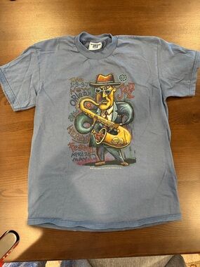Vintage Official 1997 New Orleans Jazz Fest Tshirt. Size L